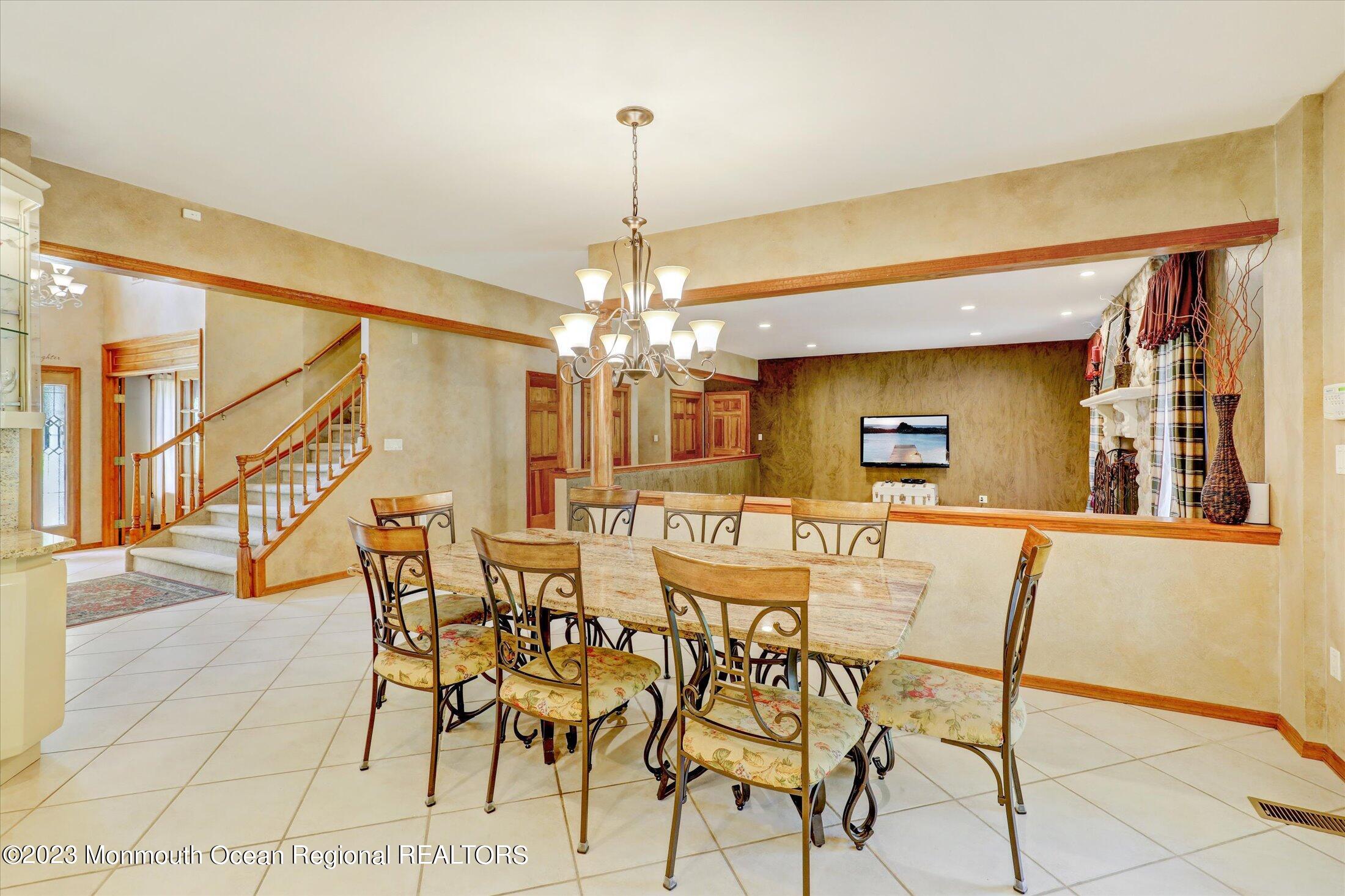 95 Station Road Morganville, NJ 07751 - Photo 38 of 71 19-Breakfast Area