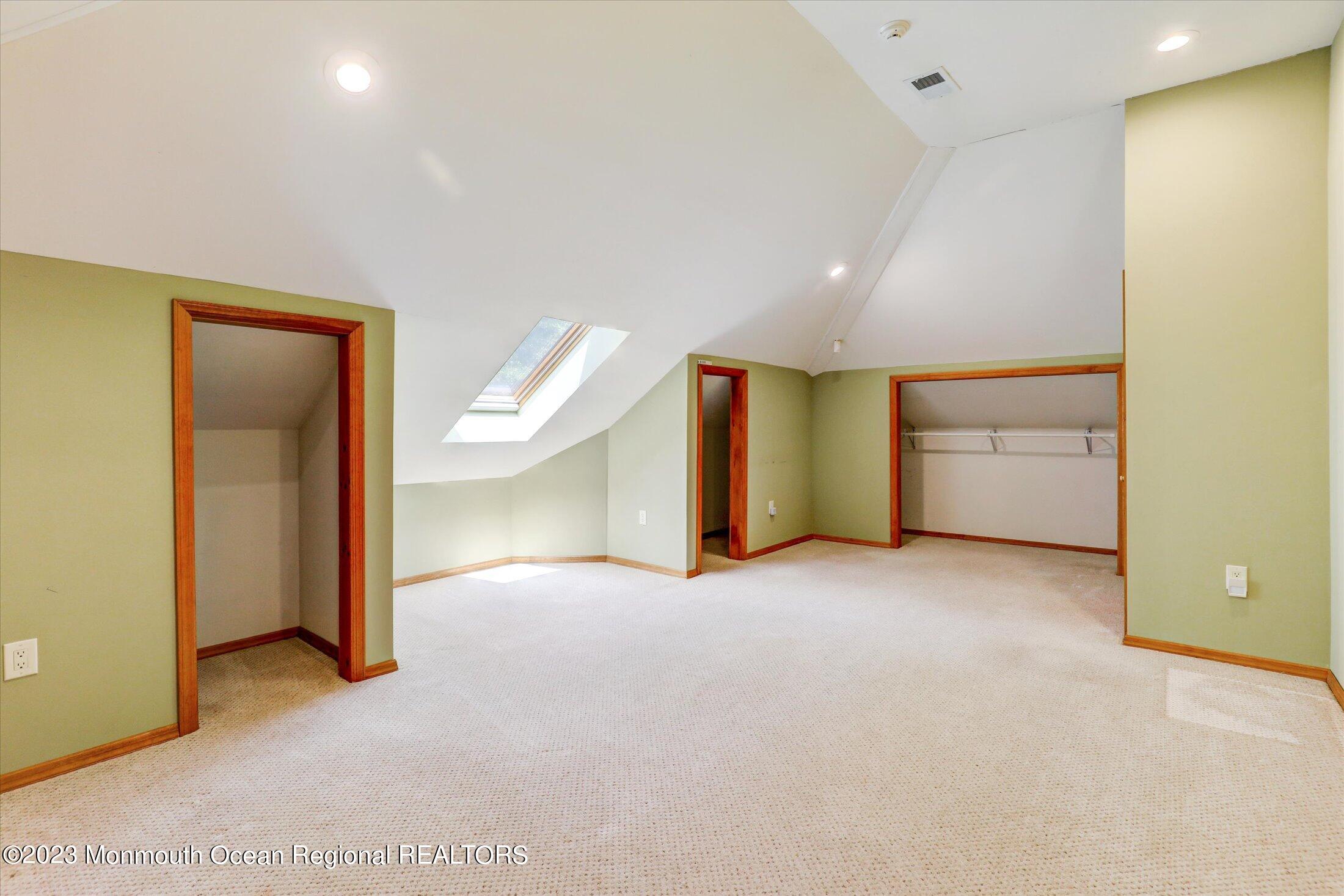 95 Station Road Morganville, NJ 07751 - Photo 57 of 71 33-Primary Bonus Room