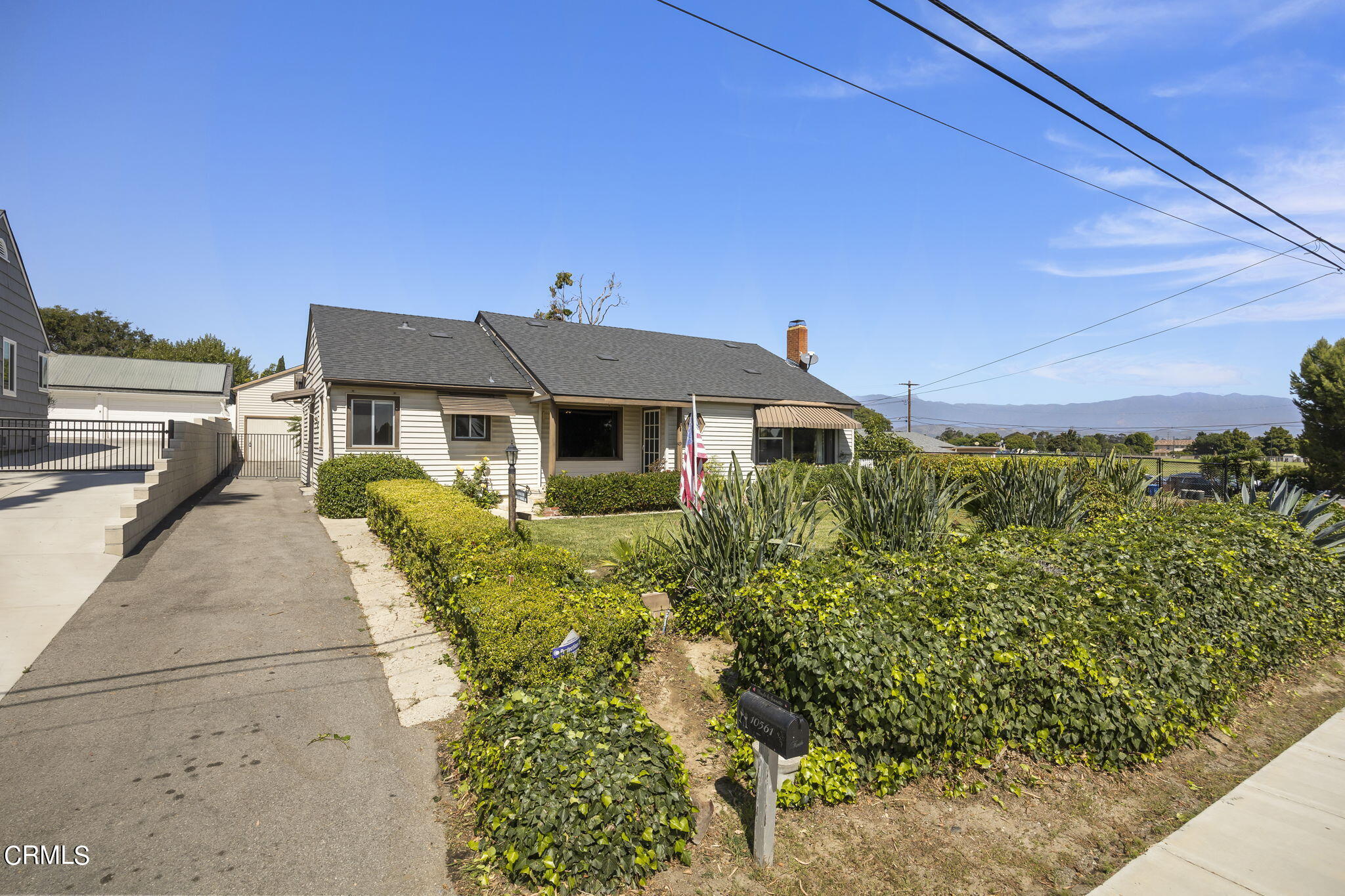 10561 Darling Road Ventura, CA 93004 - Photo 1 of 50 1-web-or-mls-Upmarketmedia_10561Dar-5
