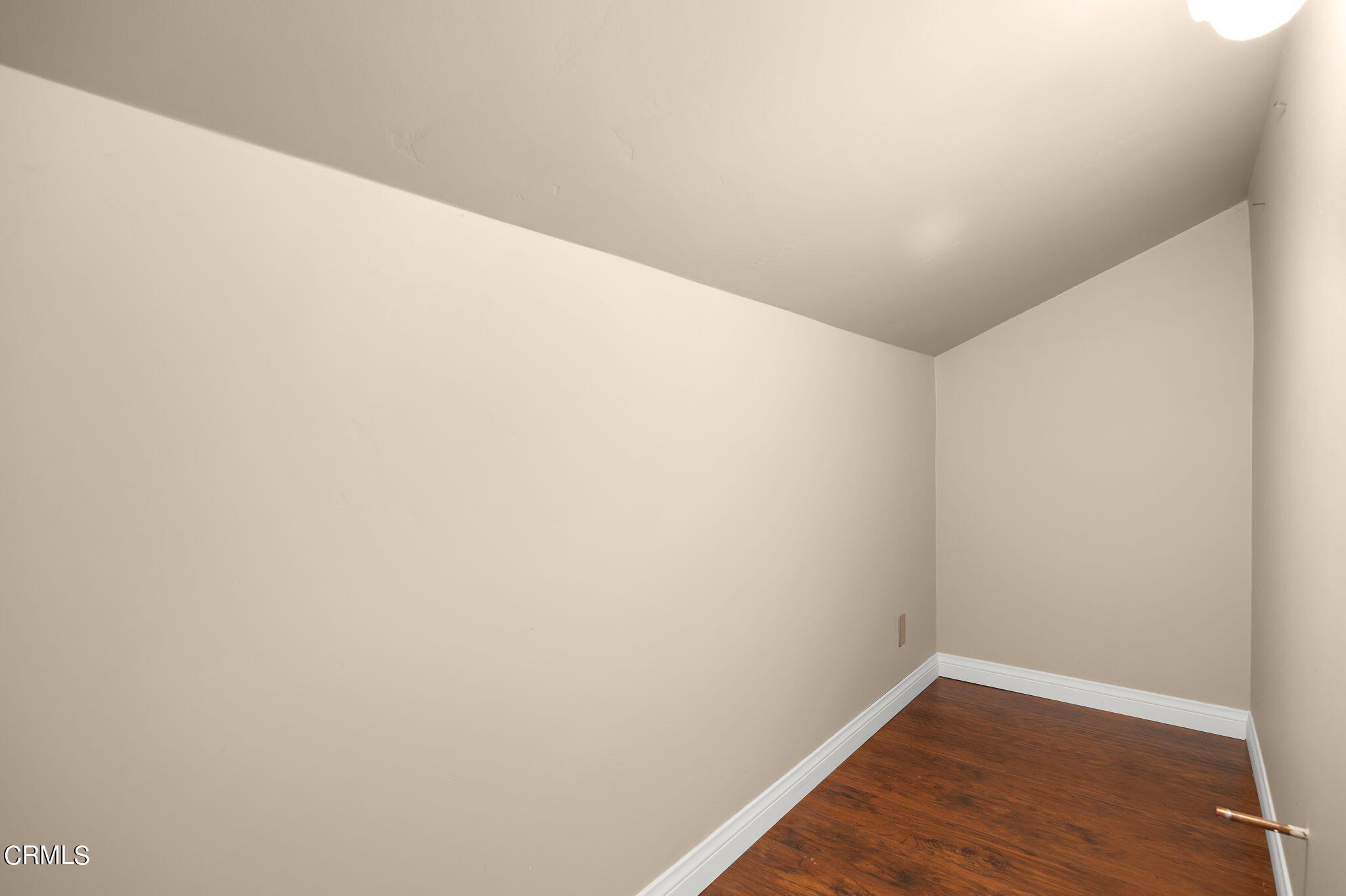 10561 Darling Road Ventura, CA 93004 - Photo 40 of 50 41-web-or-mls-Upmarketmedia_10561Dar-165