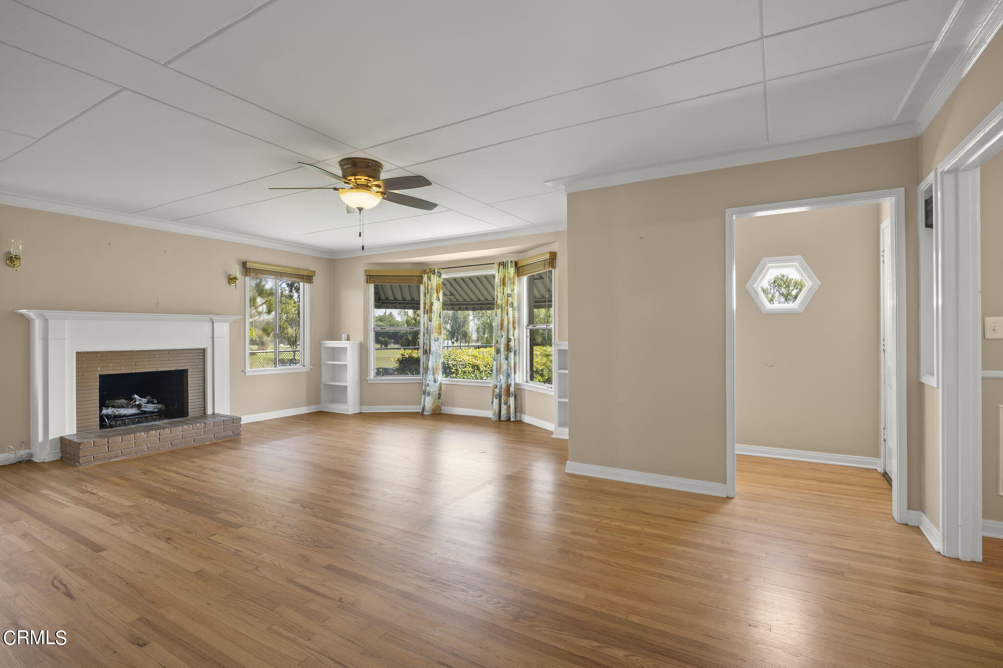 10561 Darling Road Ventura, CA 93004 - Photo 6 of 50 7-web-or-mls-Upmarketmedia_10561Dar-27