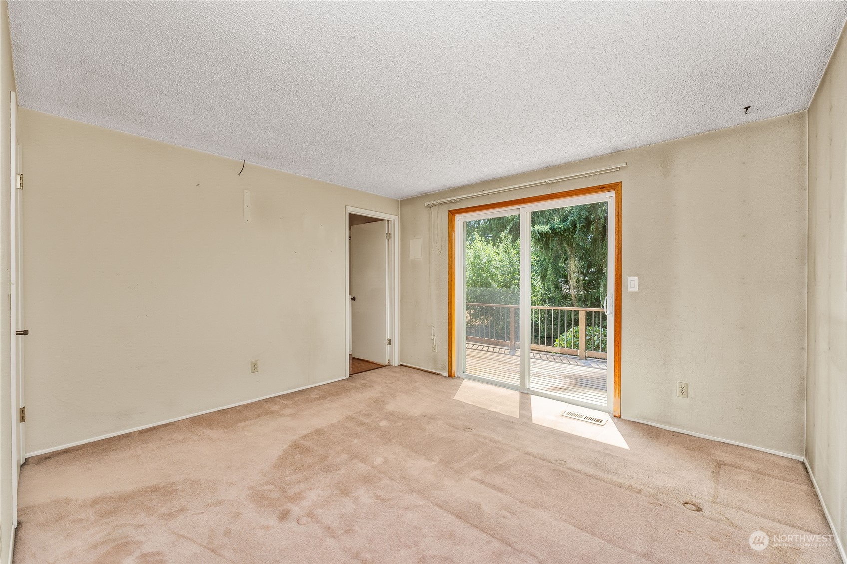 7347 East Collins Road Port Orchard, WA 98366 - Photo 13 of 40 Gallery Image 13