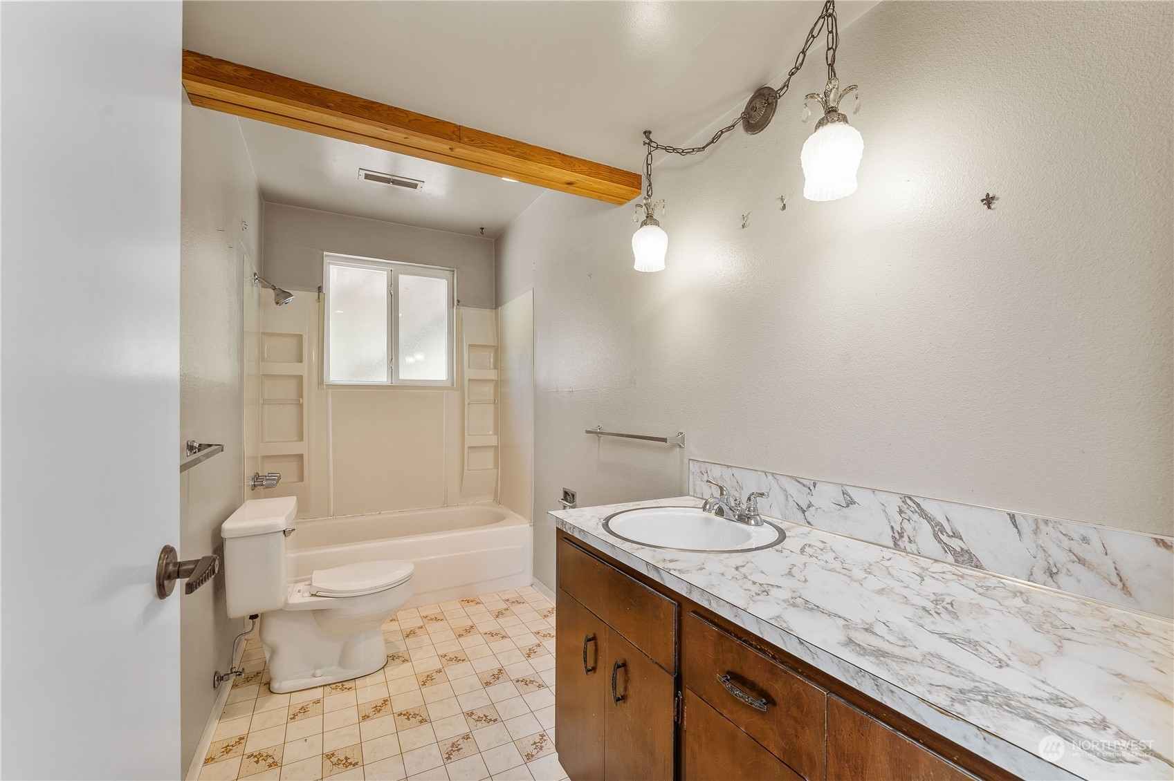 7347 East Collins Road Port Orchard, WA 98366 - Photo 24 of 40 Gallery Image 24