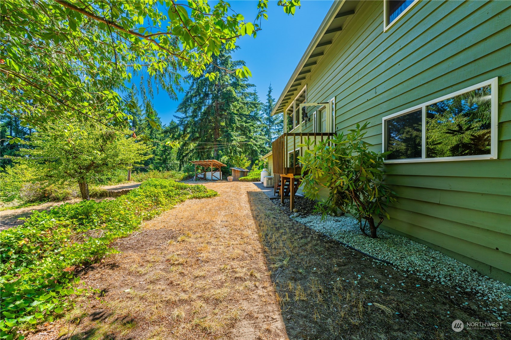 7347 East Collins Road Port Orchard, WA 98366 - Photo 34 of 40 Gallery Image 34