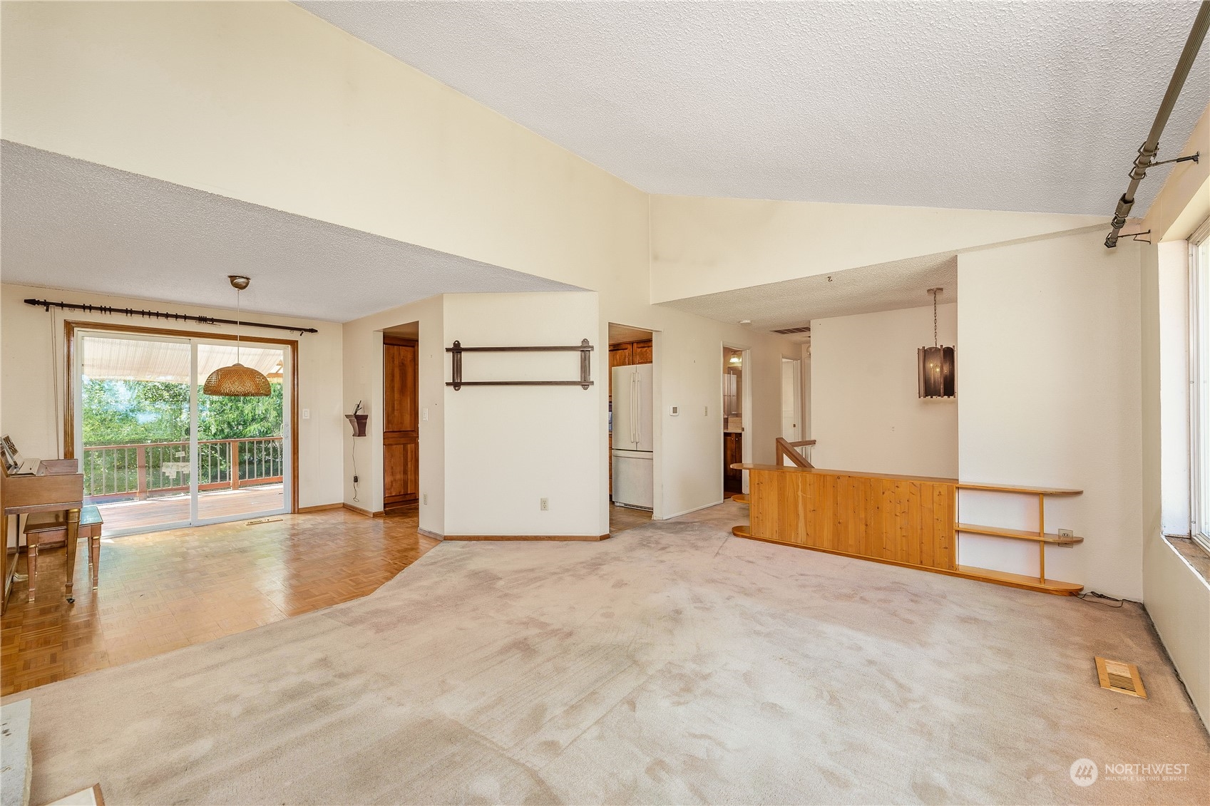 7347 East Collins Road Port Orchard, WA 98366 - Photo 7 of 40 Gallery Image 7