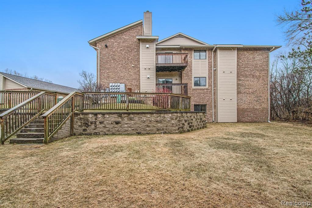 11773 Sycamore Road, Unit 25 Plymouth, MI 48170 - Photo 1 of 34