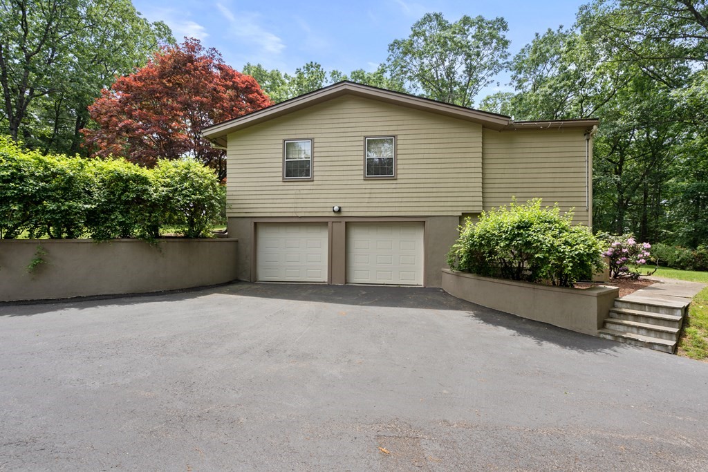 37 Barney Hill Road Wayland, MA 01778 - Photo 32 of 35 Gallery Image 32