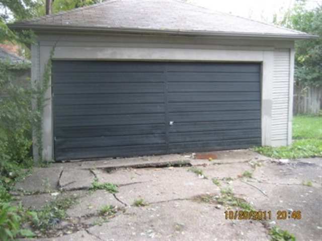 5250-52 Devonshire Road Detroit, MI 48224 - Photo 3 of 9 31079970-2.JPG