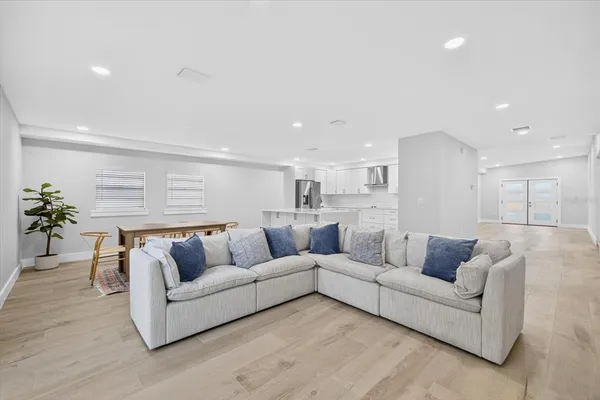 $650,000 | 4308 West Iowa Avenue, Tampa, FL 33616