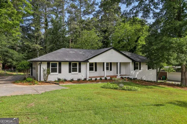 $399,000 | 5421 Brownlee Road Southwest, Stone Mountain, GA 30087