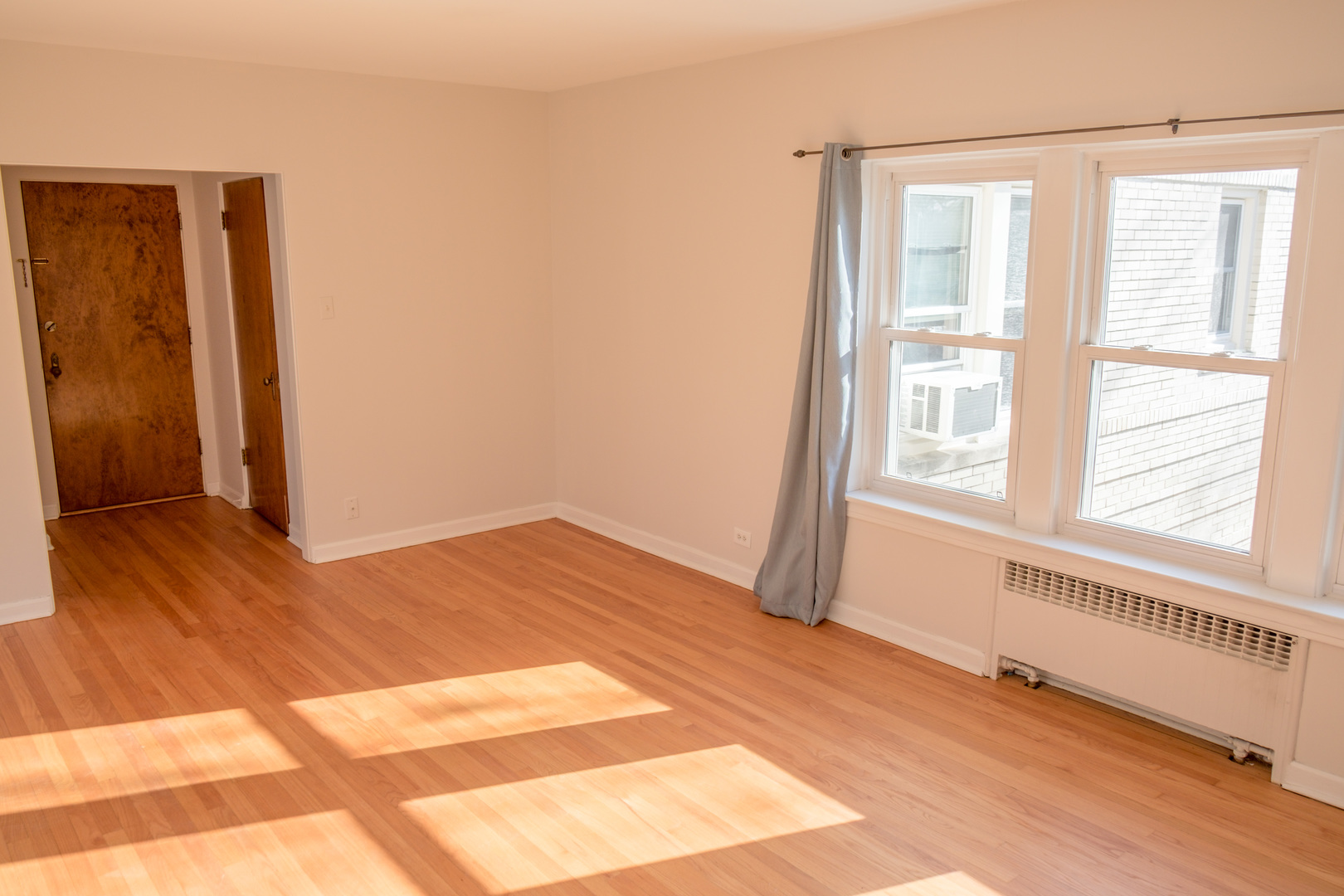 100 Pine Avenue, Unit 6 Riverside, IL 60546 - Photo 15 of 59