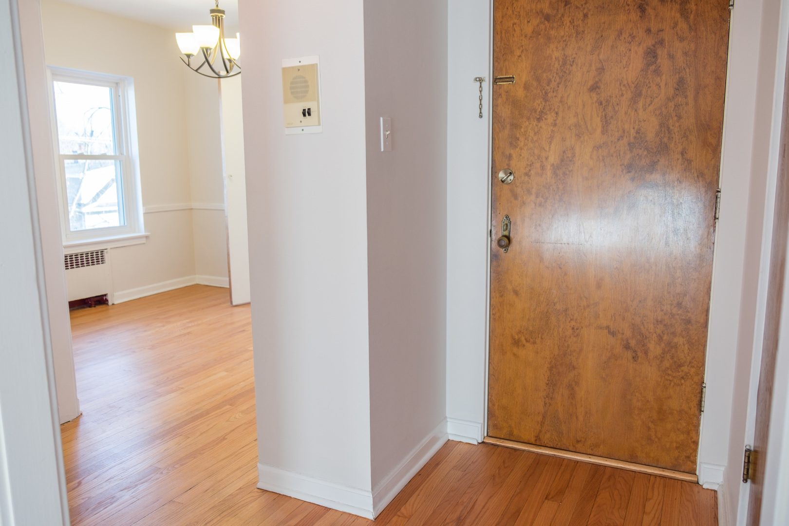 100 Pine Avenue, Unit 6 Riverside, IL 60546 - Photo 17 of 59