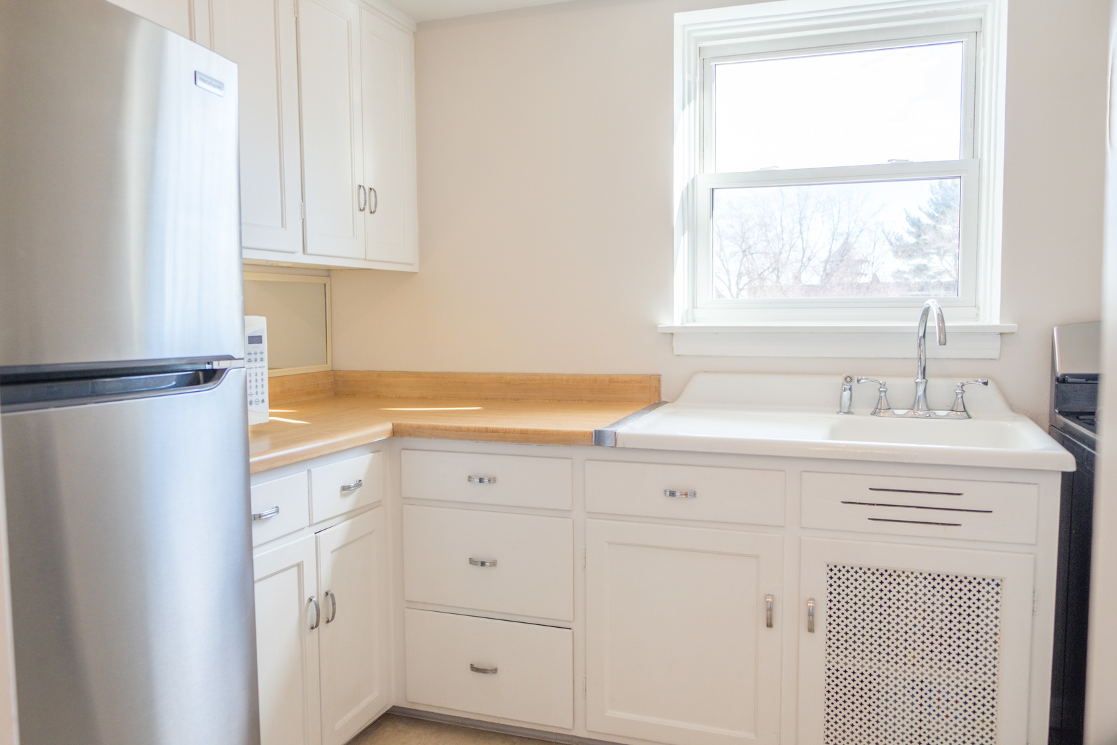 100 Pine Avenue, Unit 6 Riverside, IL 60546 - Photo 30 of 59