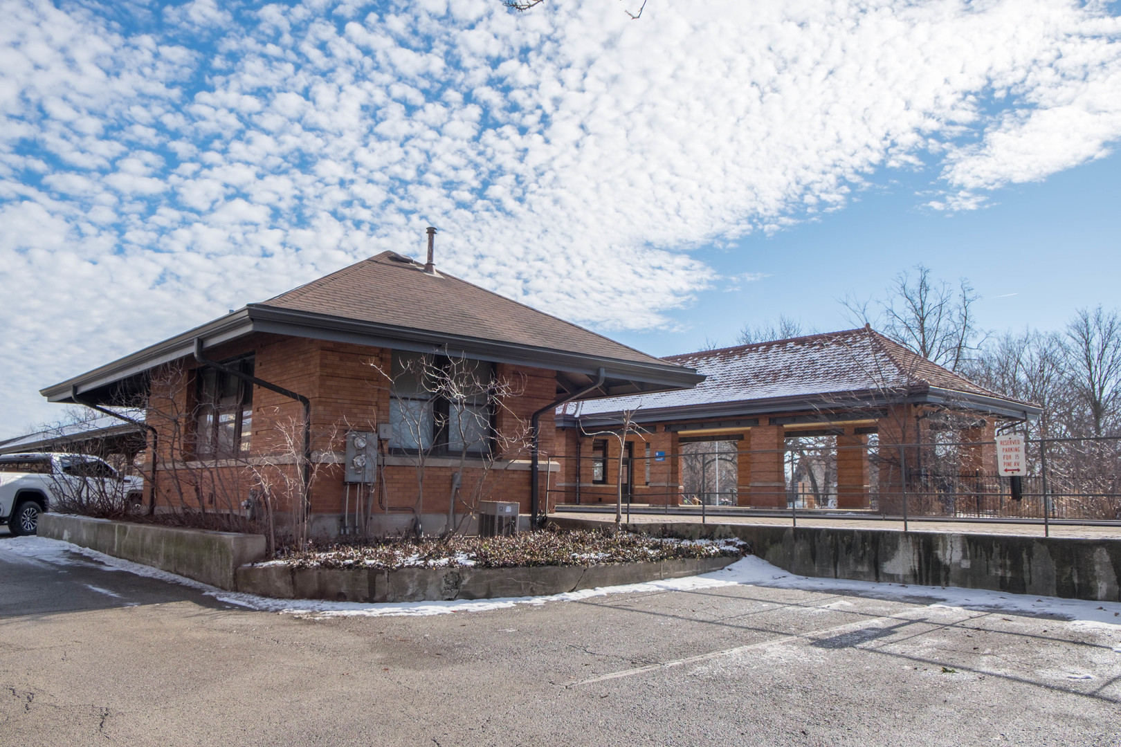 100 Pine Avenue, Unit 6 Riverside, IL 60546 - Photo 50 of 59