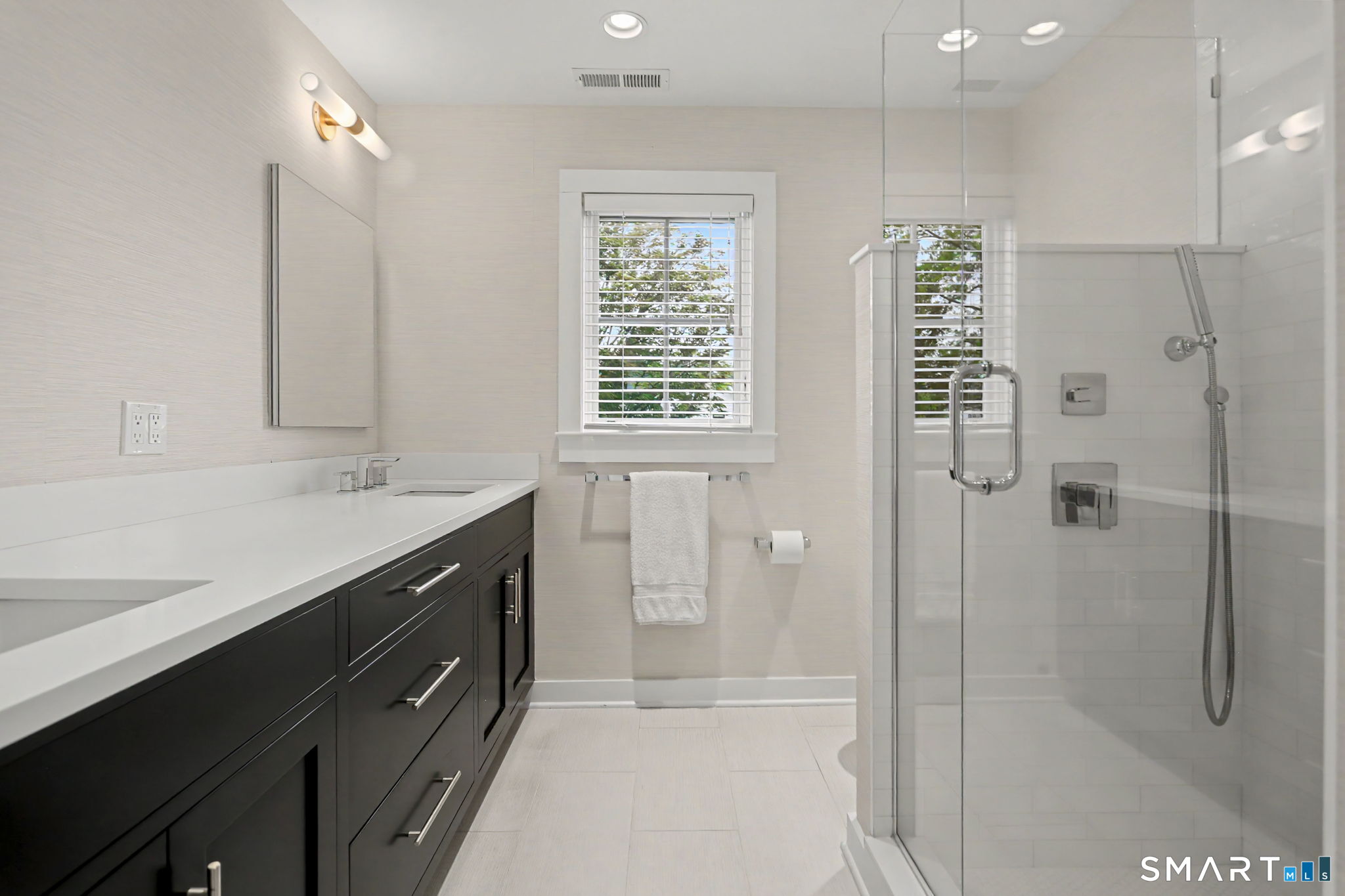 35 Yarmouth Road Norwalk, CT 06853 - Photo 19 of 39