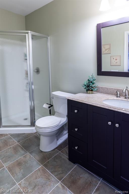 5942 Stonehaven Boulevard Rochester, MI 48306 - Photo 37 of 50