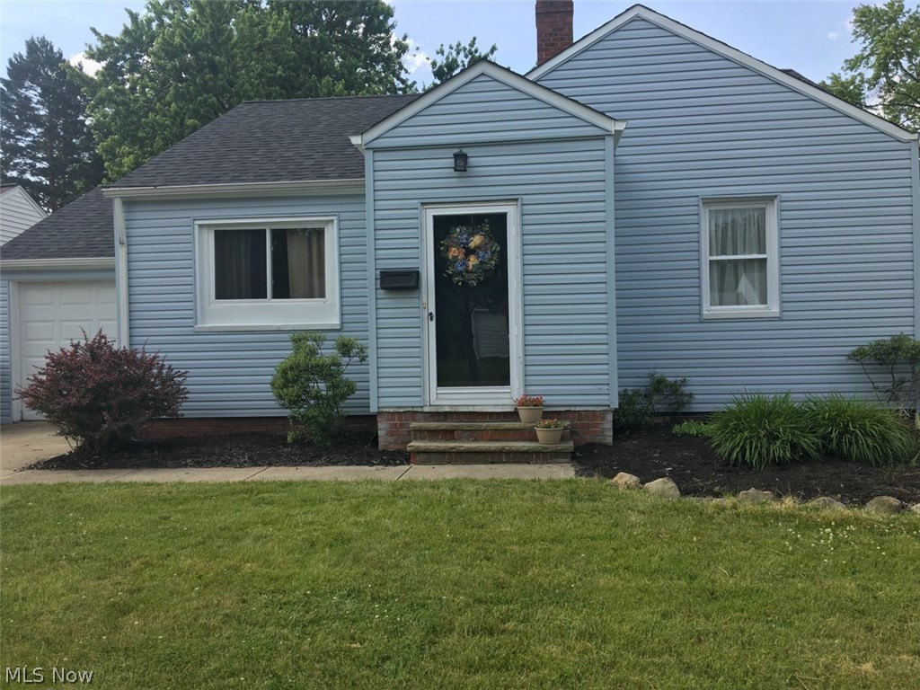 5274 Bridgewater Road Cleveland, OH 44124 - Photo 1 of 7