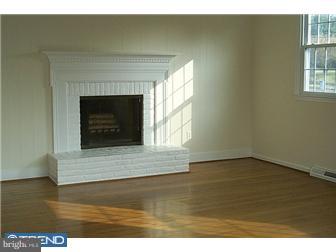 143 Forest Road Moorestown, NJ 08057 - Photo 2 of 5 Gallery Image 2