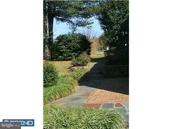 143 Forest Road Moorestown, NJ 08057 - Photo 4 of 5 Gallery Image 4