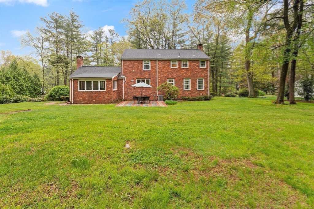 11 Wagon Road Westwood, MA 02090 - Photo 34 of 39 Gallery Image 34