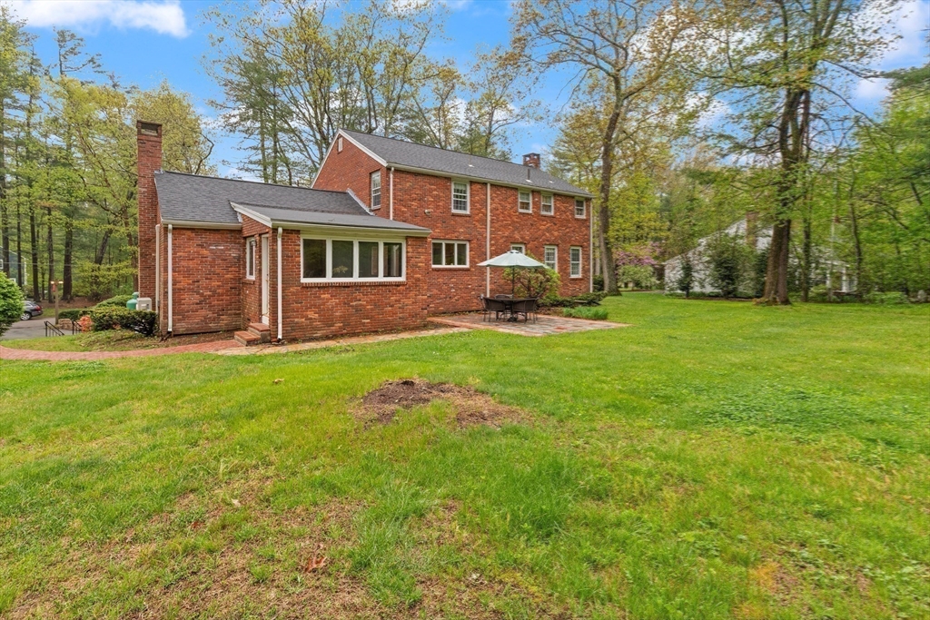 11 Wagon Road Westwood, MA 02090 - Photo 37 of 39 Gallery Image 37