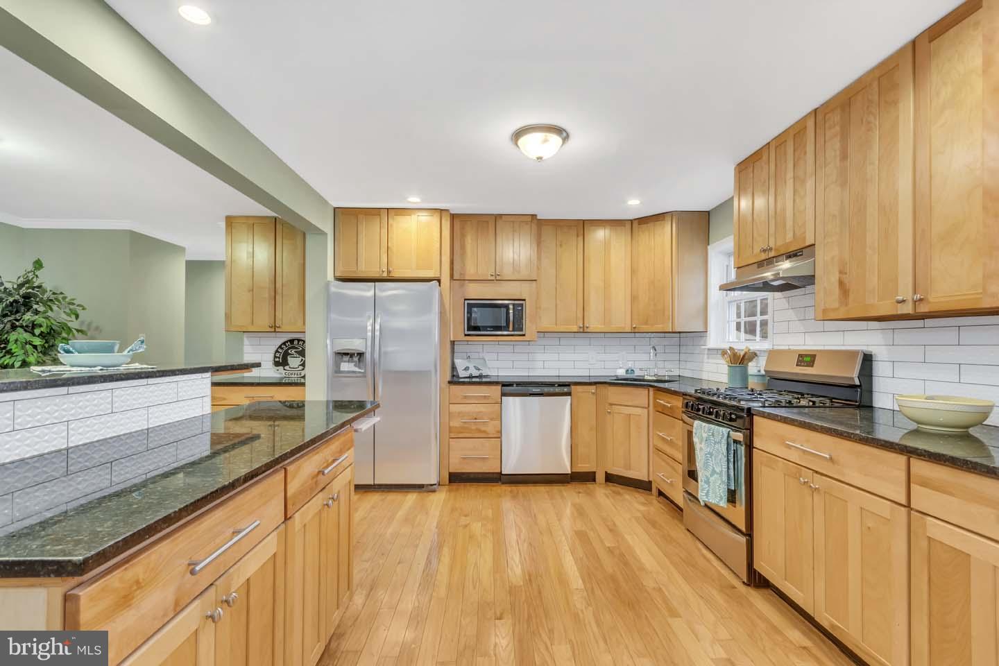 23 Stagecoach Road Southampton, NJ 08088 - Photo 4 of 32