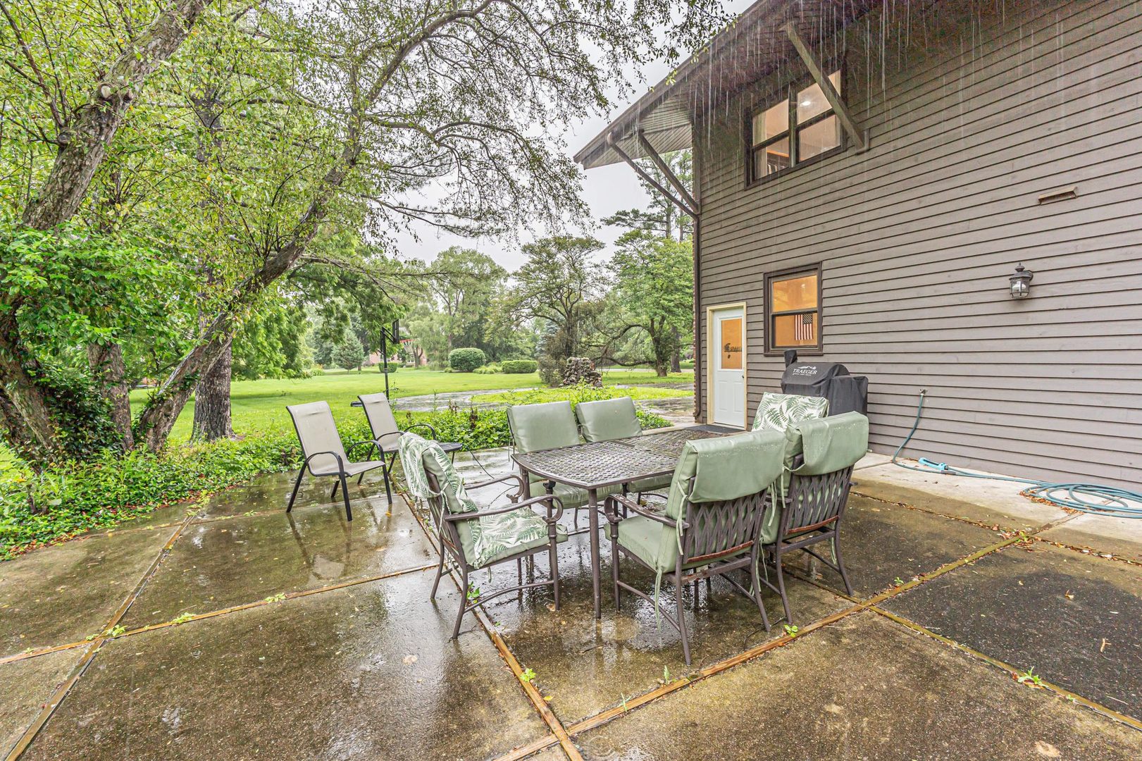 2330 Coach Road Long Grove, IL 60047 - Photo 25 of 32
