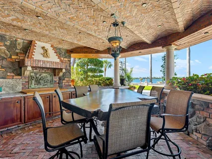 $26,400,000 | 1310 South Lake Shore Drive, Sarasota, FL 34231