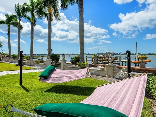 $26,400,000 | 1310 South Lake Shore Drive, Sarasota, FL 34231