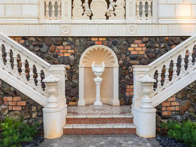 $26,400,000 | 1310 South Lake Shore Drive, Sarasota, FL 34231