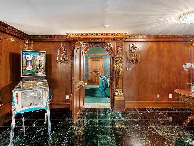 $26,400,000 | 1310 South Lake Shore Drive, Sarasota, FL 34231