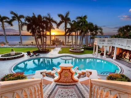 $26,400,000 | 1310 South Lake Shore Drive, Sarasota, FL 34231