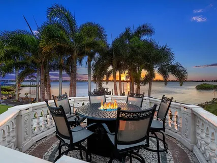 $26,400,000 | 1310 South Lake Shore Drive, Sarasota, FL 34231