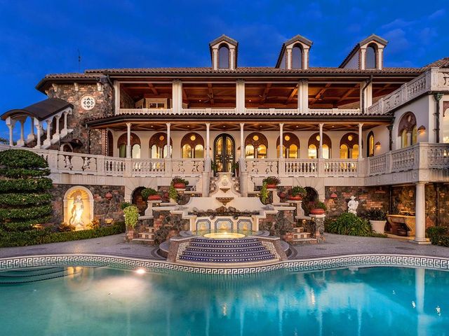 $26,400,000 | 1310 South Lake Shore Drive, Sarasota, FL 34231