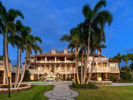 $26,400,000 | 1310 South Lake Shore Drive, Sarasota, FL 34231