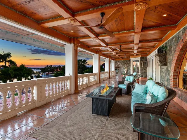 $26,400,000 | 1310 South Lake Shore Drive, Sarasota, FL 34231