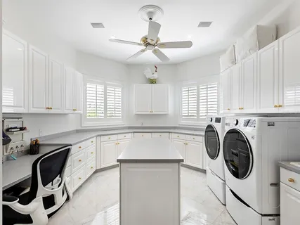 $26,400,000 | 1310 South Lake Shore Drive, Sarasota, FL 34231