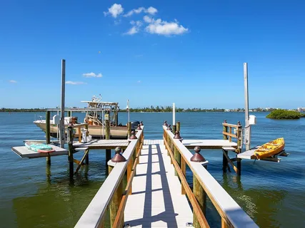 $26,400,000 | 1310 South Lake Shore Drive, Sarasota, FL 34231