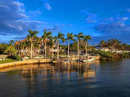 $26,400,000 | 1310 South Lake Shore Drive, Sarasota, FL 34231