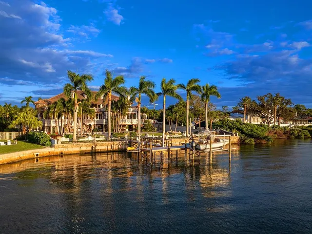 $26,400,000 | 1310 South Lake Shore Drive, Sarasota, FL 34231