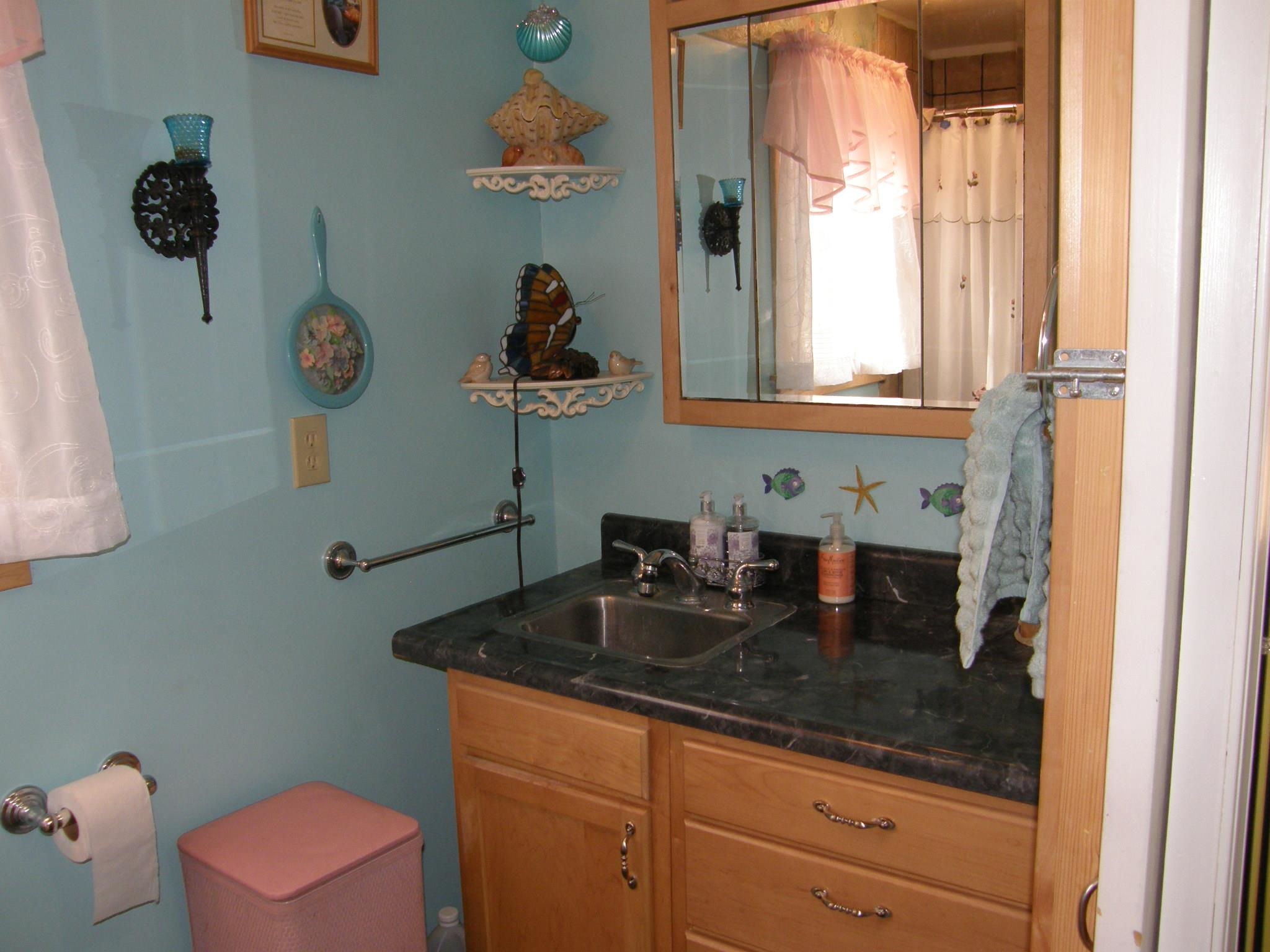 3239 East Stockwell Road Harrison, MI 48625 - Photo 17 of 18 1898702-16.JPG