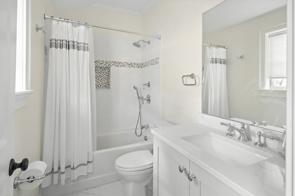 148 Edgewater Drive Needham, MA 02492 - Photo 25 of 37