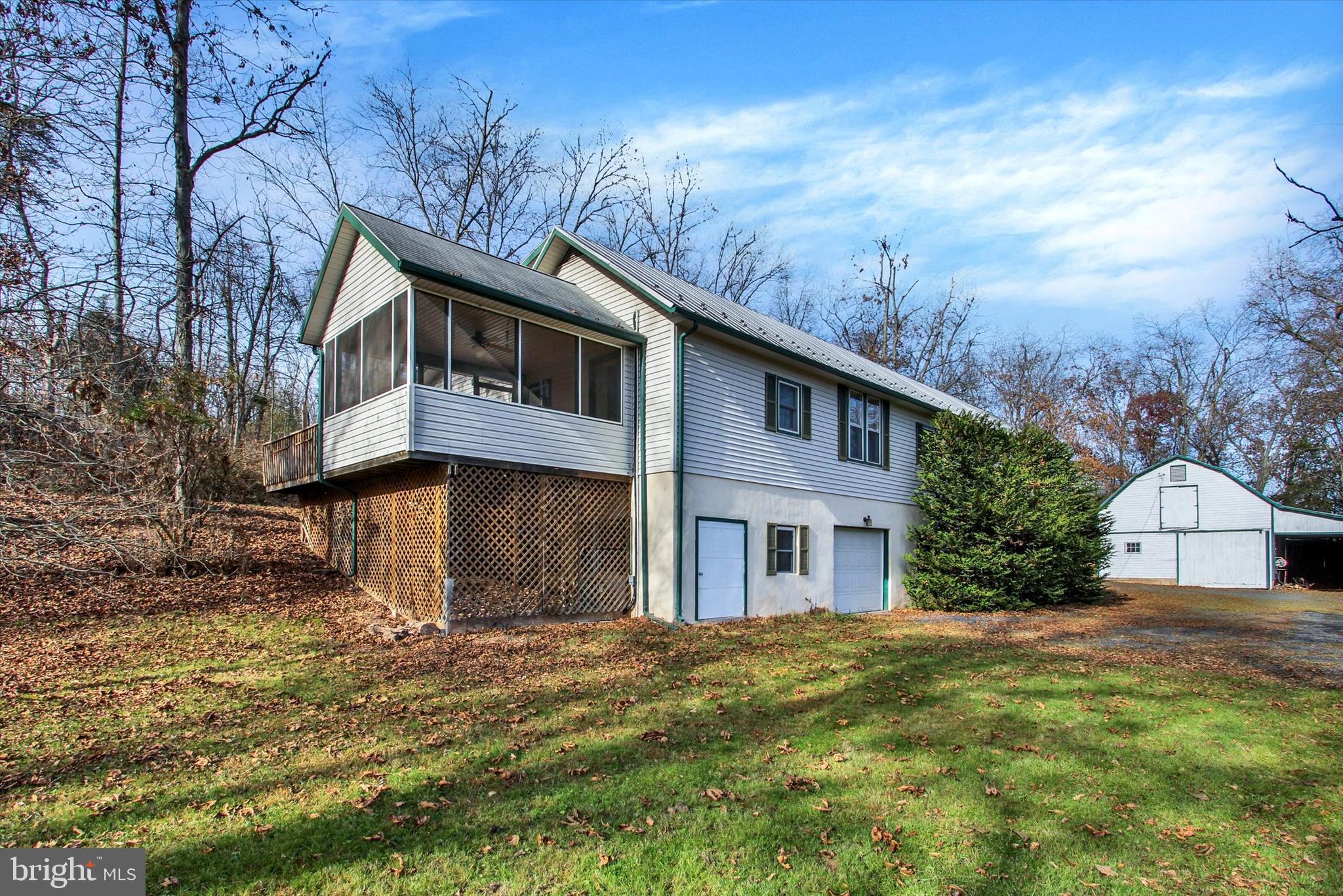 110 Old Mill Road Gettysburg, PA 17325 - Photo 2 of 51