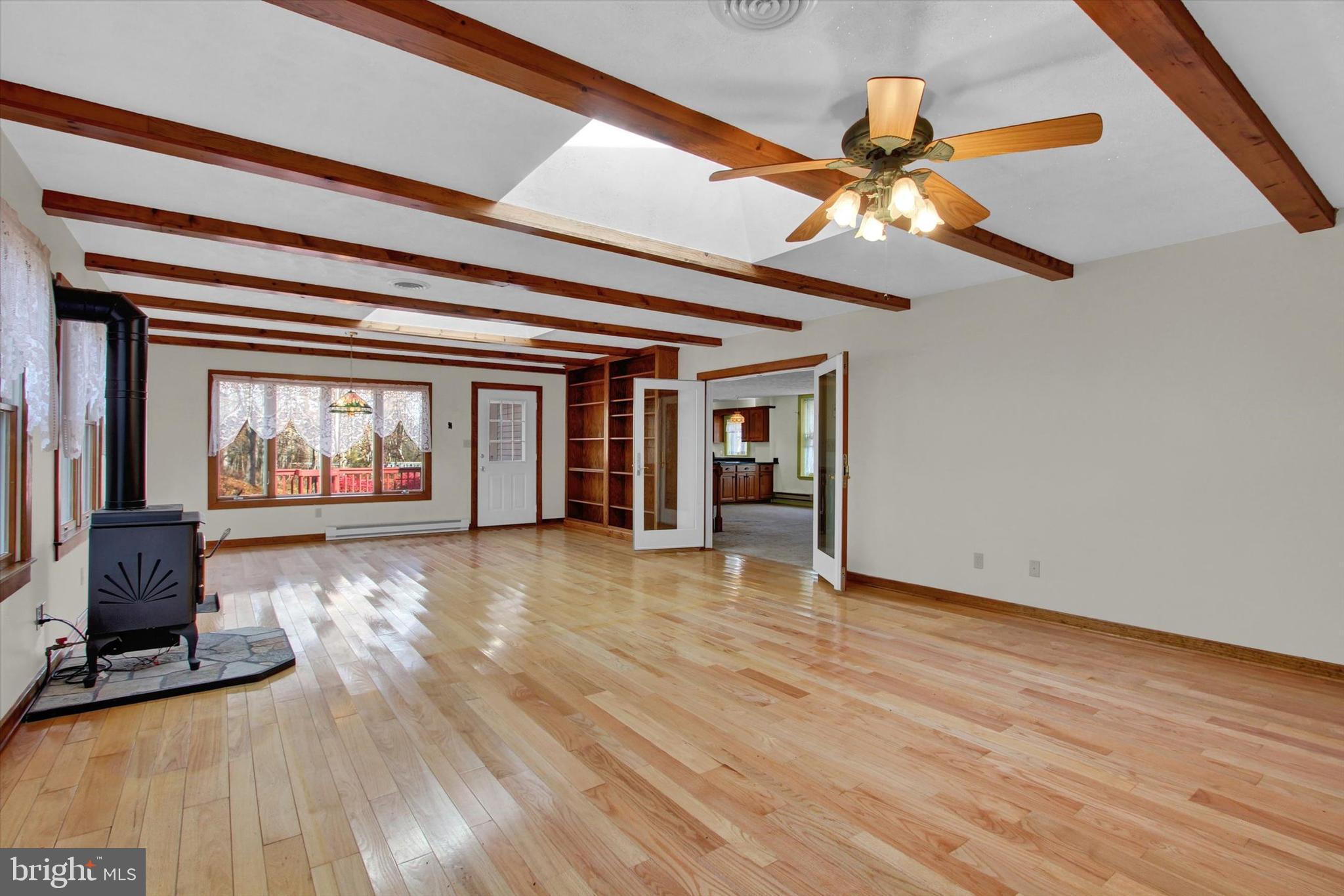 110 Old Mill Road Gettysburg, PA 17325 - Photo 3 of 51