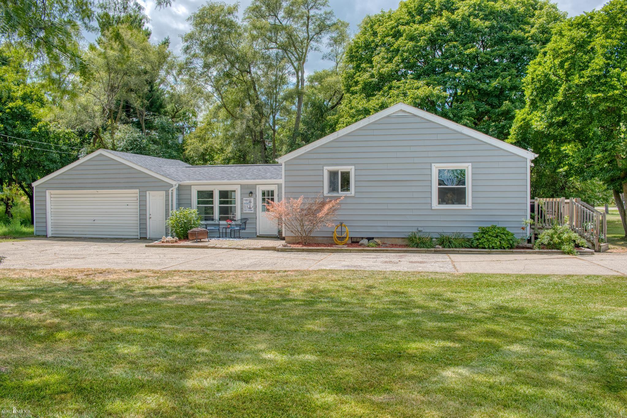 745 Raymond Road Owosso, MI 48867 - Photo 33 of 34 Gallery Image 33