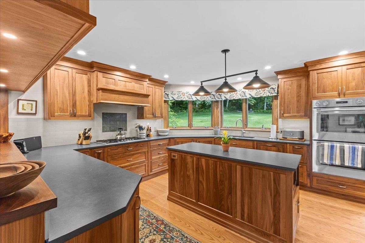 269 Billings Hill Road Stowe, VT 05672 - Photo 21 of 60