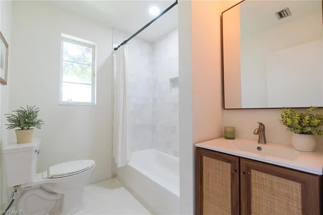 $545,000 | 2535 Cortez Boulevard, Fort Myers, FL 33901