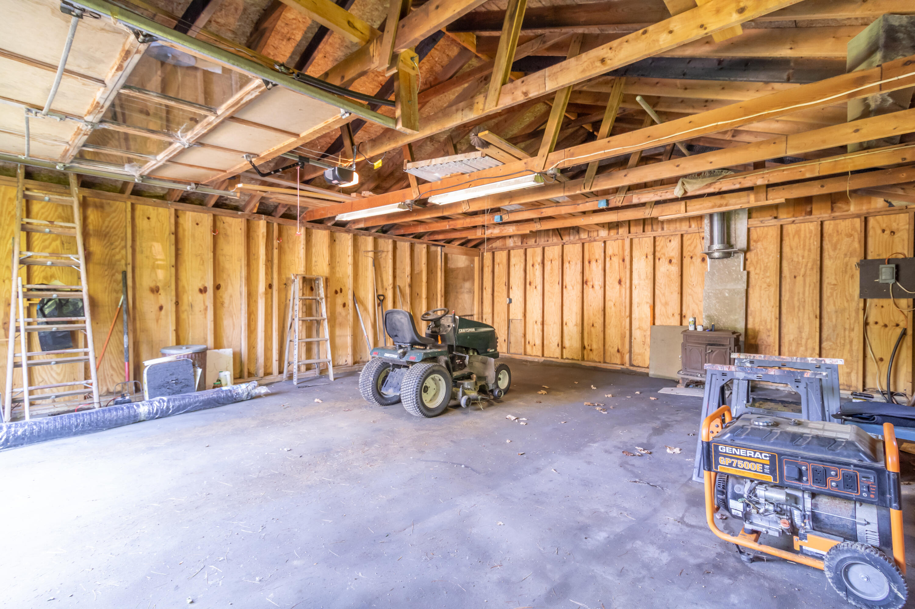 445 Back Ridge Road Orland, ME 04472 - Photo 42 of 66 445 Back Ridge Road Interiors-49