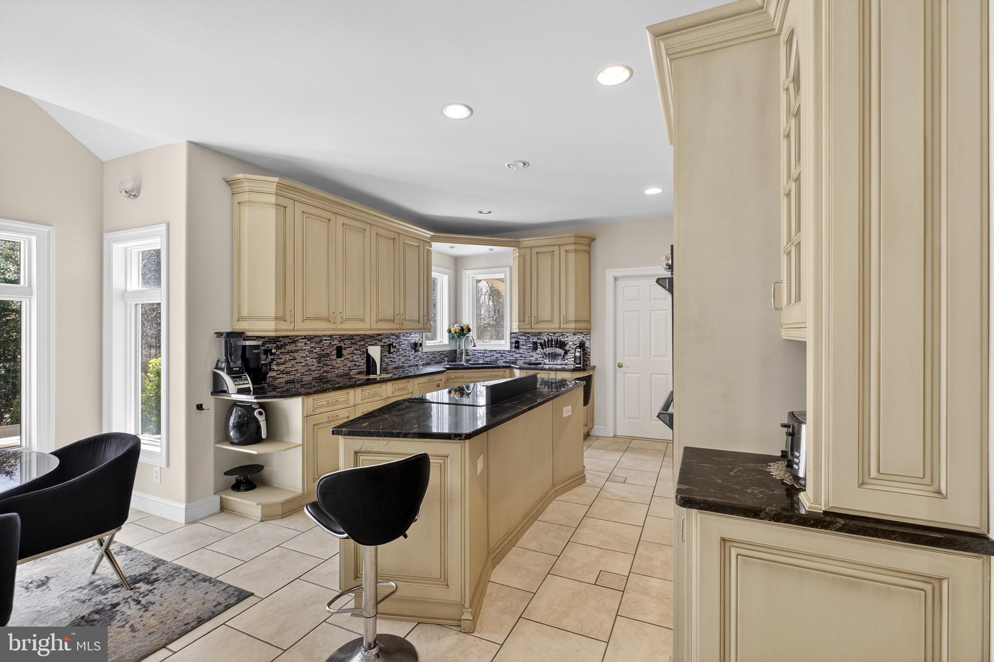 164 Old New York Road Absecon, NJ 08205 - Photo 10 of 81