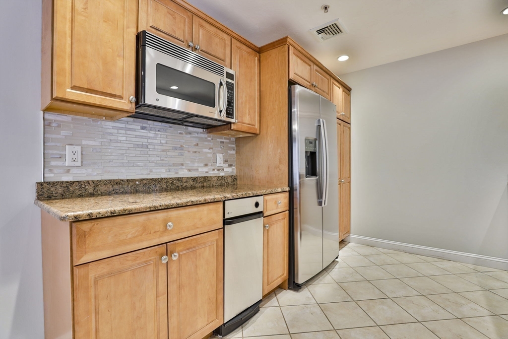 145 Suomi Road, Unit C7 Quincy, MA 02169 - Photo 11 of 37 Gallery Image 11